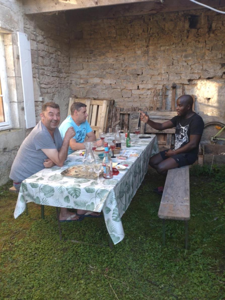 Saint-Marc-sur-Seine Gite Meuble 6 Personnes 2 Etoiles Haute Cote D'Or Proche Des Merveilles Touristiques מראה חיצוני תמונה